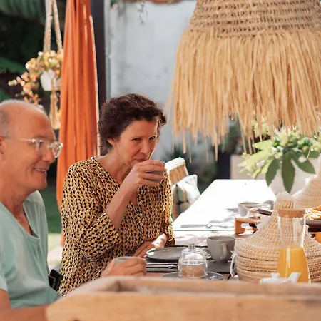 Alojamento de Acomodação e Pequeno-almoço Surf D'hôtes 3*