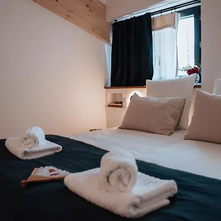 Surf D'hotes Bed and Breakfast *