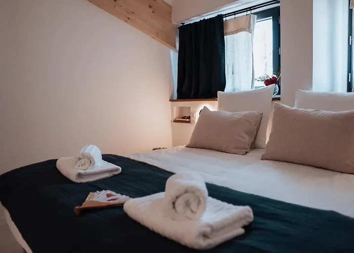 Surf D'hotes Bed & Breakfast 3*